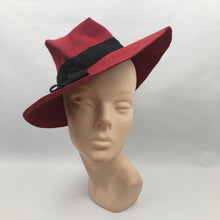 Load image into Gallery viewer, Amazing 1930s or 1940s Deep Red Felt French Fedora