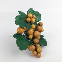 Load image into Gallery viewer, 1940s Big Bakelite Brooch of Grapes on a Vine