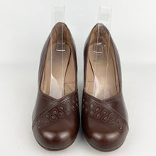 Load image into Gallery viewer, Original 1940's Brown Leather Court Shoes with Punch Detail by Norvic - UK 5.5 6