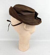 Load image into Gallery viewer, Original 1930's 1940's Chocolate Brown Felt Tilt Topper Hat - Smart Vintage Hat