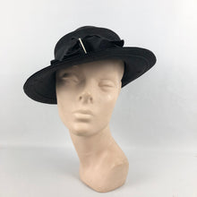 Load image into Gallery viewer, 1930s Black Straw Hat with White Celluloid Trim