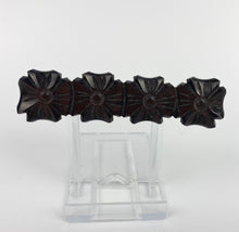Load image into Gallery viewer, 1940s Early Plastic Brooch of Four Carved Flowers - Looks Like Wood