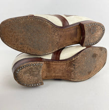 Load image into Gallery viewer, Original 1930's 1940's Two Tone Brown and Cream Leather Spectator Walking Shoes