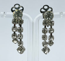 Load image into Gallery viewer, Beautiful Vintage Clear Paste Clip-on Earrings on Silver-tone Metal