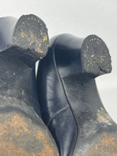 Load image into Gallery viewer, Original 1940's Wide Fitting Blue Leather Lace Up Walking Shoes by Portland - UK 5 or 5.5