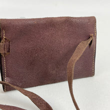 Load image into Gallery viewer, Original 1930's 1940's Brown Leather Peggie Coin Purse with Tennis Design - Cute Purse