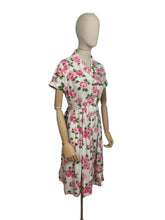 Load image into Gallery viewer, Original 1950's St Michael Marspun White Floppy Cotton Dress with Pink Rose Print Bust 36