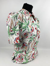 Load image into Gallery viewer, 1940s Reproduction Novelty Print Blouse with Buildings and Palm Trees - B34 35 36