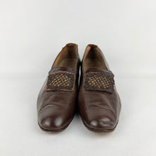 Load image into Gallery viewer, Original 1920s or 1930s Brown Leather Shoes with Beaded Trim - UK Size 6 6.5