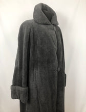 Load image into Gallery viewer, 1940s Grey Faux Fur "Teddy Bear" Coat - Bust 38 40 42