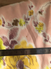 Load image into Gallery viewer, Original 1940s 1950s Chaslyn Model Luxurious Feel Pink Housecoat in a Pretty Floral Print - Bust 36 37 38