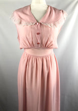 Load image into Gallery viewer, 1940s 1950s Pink Rayon and Lace Nightdress - B36
