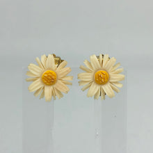 Load image into Gallery viewer, Vintage 1930s 1940s Carved Daisy Clip On Earrings
