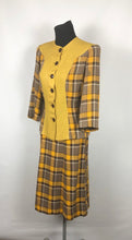 Load image into Gallery viewer, 1940s Mustard and Check Colour Block Suit