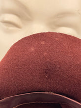 Load image into Gallery viewer, Original 1930s Chestnut Felt Hat with Cutout Detail and Green Grosgrain Trim - AS IS
