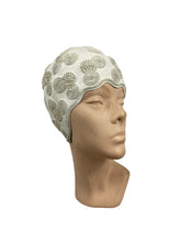 Load image into Gallery viewer, Fabulous Original 1930's Cream Scalloped Edge Swimming Cap - Vintage Swimwear *