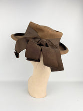 Load image into Gallery viewer, Original Late 1930's Early 1940's Chocolate Brown Felt Tilt Hat with Large Bow Trim