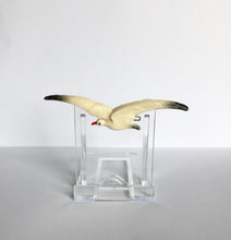 Load image into Gallery viewer, RESERVED FOR J - DO NOT BUY 
Vintage Early Plastic Seagull Brooch - Medium