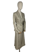 Load image into Gallery viewer, Original Volup 1930's Heavy Weight Linen Suit - Deadstock - Bust 42 44