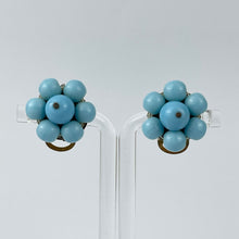 Load image into Gallery viewer, Vintage 1950's Turquoise Blue Glass Clip on Earrings