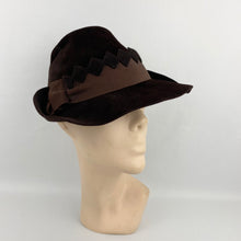 Load image into Gallery viewer, Original Late 1930s or Early 1940s Two Tone Brown Felt Hat with Grosgrain Trim