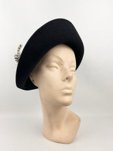 Load image into Gallery viewer, Original Vintage Jacoll Black Felt Hat with Feather Trim