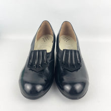 Load image into Gallery viewer, Original 1940's Black Deadstock in Box Glace Leather Marina Court Shoes with Suede Trim by Clarks - UK 6