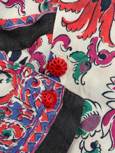 Load image into Gallery viewer, Original 1940s Novelty Print Cotton Smock with Smiling Chinese Dragon Design