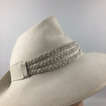 Load image into Gallery viewer, 1930s Cream Felt and Leather Fedora