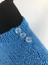 Load image into Gallery viewer, Reproduction 1930s Hand Knitted Jumper in Soft Blue - B35 38
