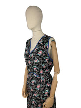 Load image into Gallery viewer, Original 1940's Volup Floral Cotton Apron - Would Make A Great Summer Dress - Bust 40 42 44