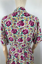 Load image into Gallery viewer, 1940s Floppy Cotton Dress with Pink Roses Print - Bust 40 42