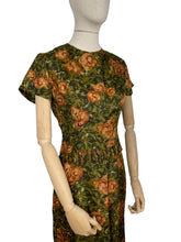 Load image into Gallery viewer, Original 1950's Fine Silk Dress in Green and Brown Autumnal Print - Stylish Piece - Bust 35 36