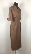 Load image into Gallery viewer, 1950s Volup Brown Fine Cotton Wiggle Dress - B40