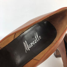 Load image into Gallery viewer, 1940s Brown Leather Court Shoes by Marcelle - UK size 5.5 6