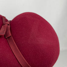 Load image into Gallery viewer, Vintage Burgundy Felt Hat with Chevron Seaming Detail - Henry Heath Gipsy Hat
