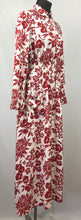 Load image into Gallery viewer, 1940s CC41 Moygashel House Dress / Housecoat - B40