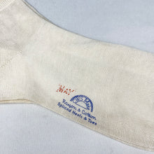 Load image into Gallery viewer, 1930s 1940s British Made Cream Cotton Rayon Socks - CWS Lastex