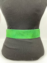 Load image into Gallery viewer, Original 1930s Kelly Green Suede Belt with Painted Button Detail