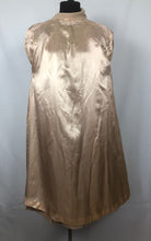 Load image into Gallery viewer, 1940s Wool Swing Coat with Beautiful Pocket Detail - Bust 38 40