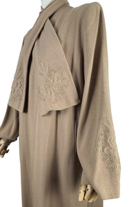 1940s Volup Caldaric Camel Coloured Wool Coat with Soutache and Trapunto Quilting - Bust 44 46