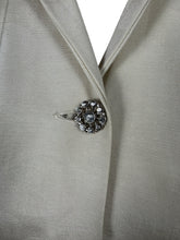 Load image into Gallery viewer, Original 1940&#39;s 1950&#39;s Cream Grosgrain Zip Fronted Housecoat by Evelyn Pearson - Bust 34 *
