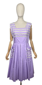 Original 1950's Carnegie Model Pale Lilac Cotton Day Dress with White Lace Detail and Bow Trimmed Pockets - Bust 38
