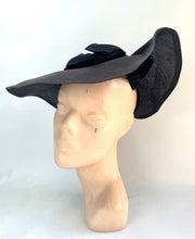 Load image into Gallery viewer, Original 1930's Dark Blue Straw Hat with Fluted Brim and Grosgrain Trim
