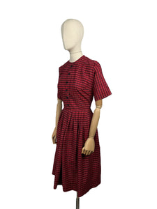 Original 1950's Red, Black and White Cotton Shirtwaist Dress - Bust 38 40 *