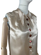 Load image into Gallery viewer, Original 1930’s 1940’s Dickie Blouse with Spearpoint Collar - Bust 34 *
