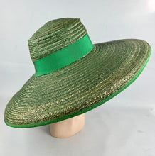Load image into Gallery viewer, Original 1950’s Hudson Bay Large Green Straw Sun Hat with Grosgrain Trim
