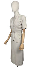 Load image into Gallery viewer, Original 1940&#39;s or 1950&#39;s Moygashel Linen Summer Suit with Beading and Soutache - Bust 34 35 *
