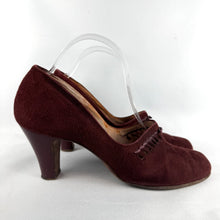 Load image into Gallery viewer, Original 1940's Burgundy Suede Court Shoes with Bow Trim and Punch Detail by Lotus - UK 6 6.5
