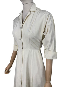 Original 1940's 1950's Cream Grosgrain Zip Fronted Housecoat by Evelyn Pearson - Bust 34 *